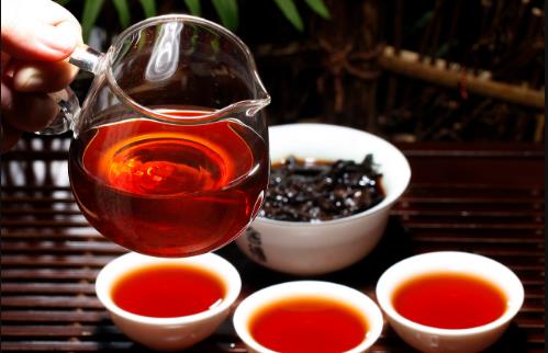 喝茶有讲究,喝错很伤身!细看4种茶的功效以及食用禁忌