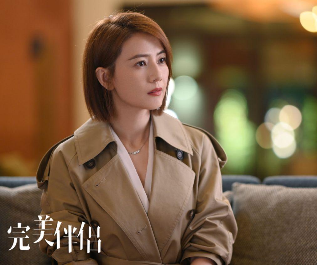 白发最适合染什么颜色（有白发的人适合染什么颜色头发）(图5)