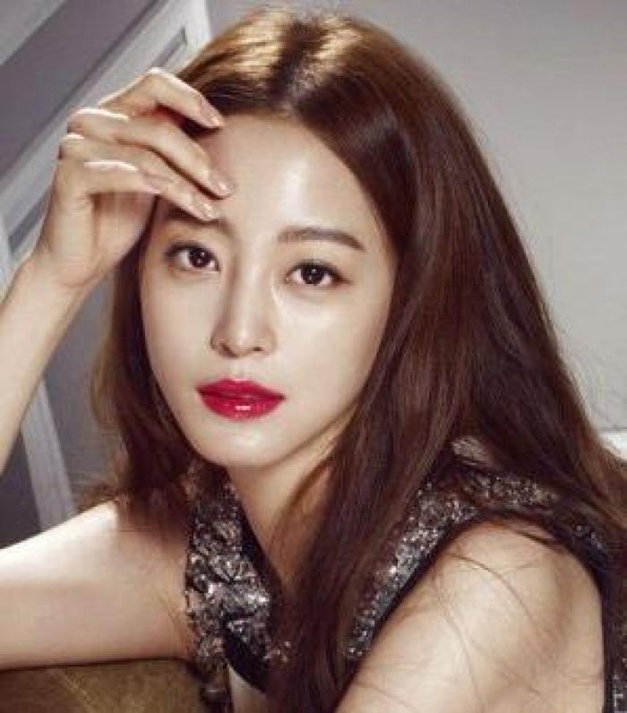 白发最适合染什么颜色（有白发的人适合染什么颜色头发）(图7)