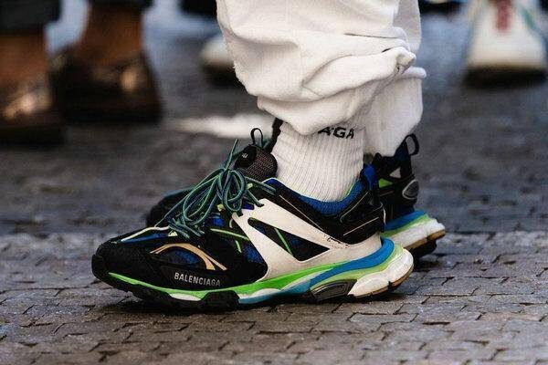 品牌鞋子排行榜前十名(十大奢侈品牌运动鞋排名)