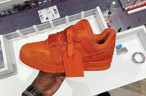 品牌鞋子排行榜前十名(十大奢侈品牌运动鞋排名)