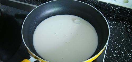 煮牛奶加糖好不好,鲜牛奶可以放冰糖煮吗图2