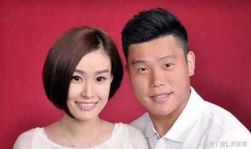 国足太太团身材影响状态 国足踢球不行但选老婆在行(6)