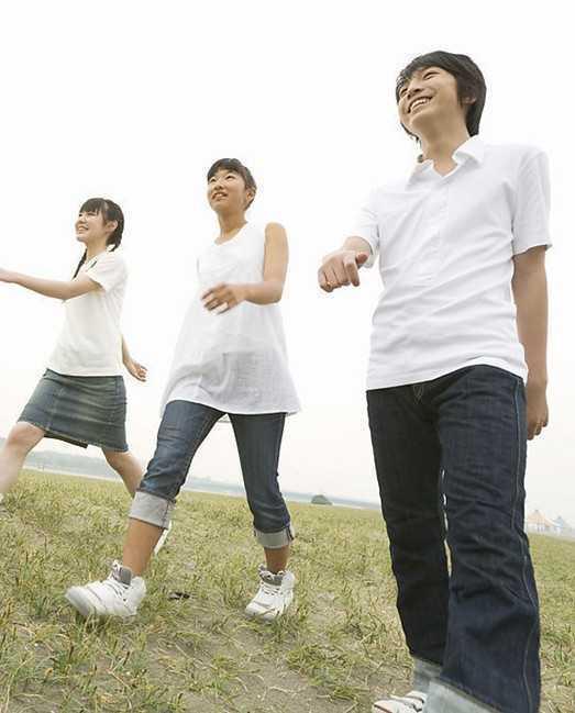 健身有氧减肥体操教程（五步打造迷人身材）(1)