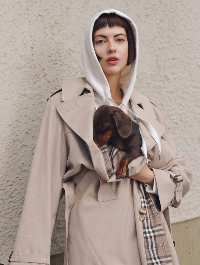 卫衣的五大穿法搭配（给你示范了卫衣的100种搭配）(68)