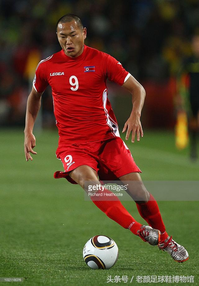 足球鞋分类（足球鞋品牌大百科）(156)