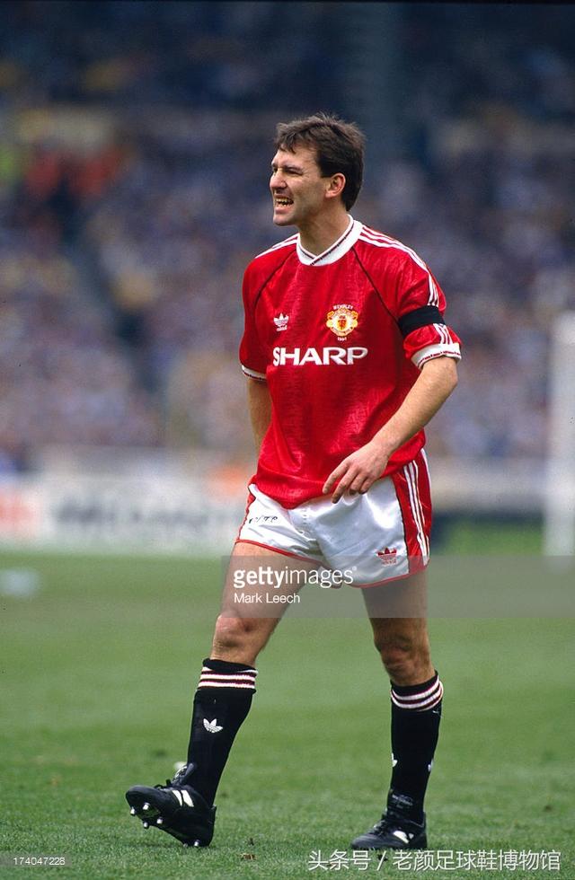 足球鞋分类（足球鞋品牌大百科）(84)