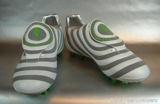 足球鞋分类（足球鞋品牌大百科）(28)