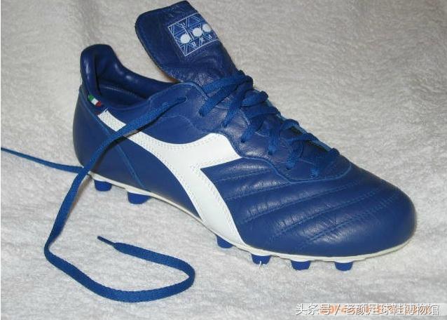 足球鞋分类（足球鞋品牌大百科）(40)
