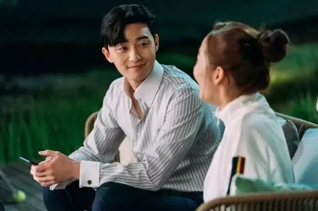 适合短发的明星高马尾(全靠这款发型金秘书才这么美)(21)