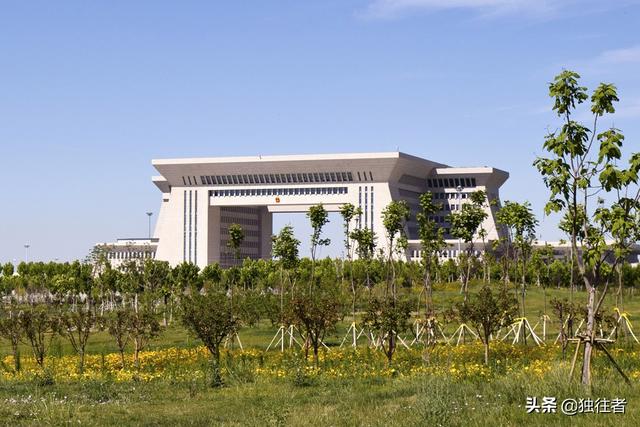 霍尔果斯口岸景区介绍（霍尔果斯口岸的三大看点）(13)