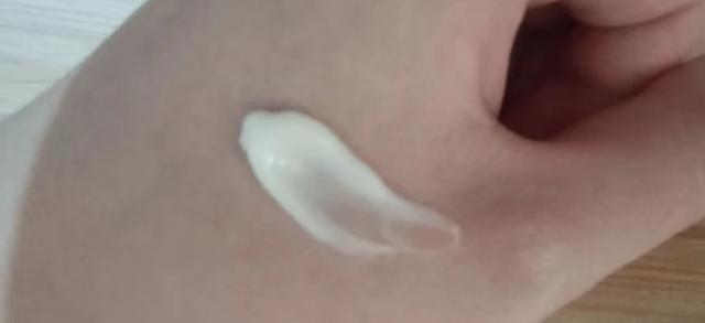 国产眼霜排行榜最新(这5款老牌国货眼霜)(9)