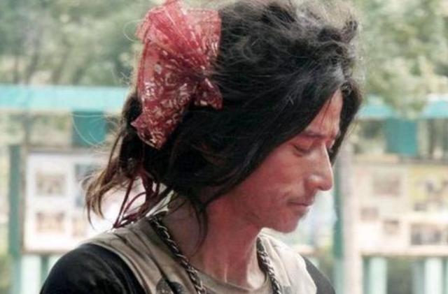 犀利哥的图片大全（犀利哥的现状）(1)