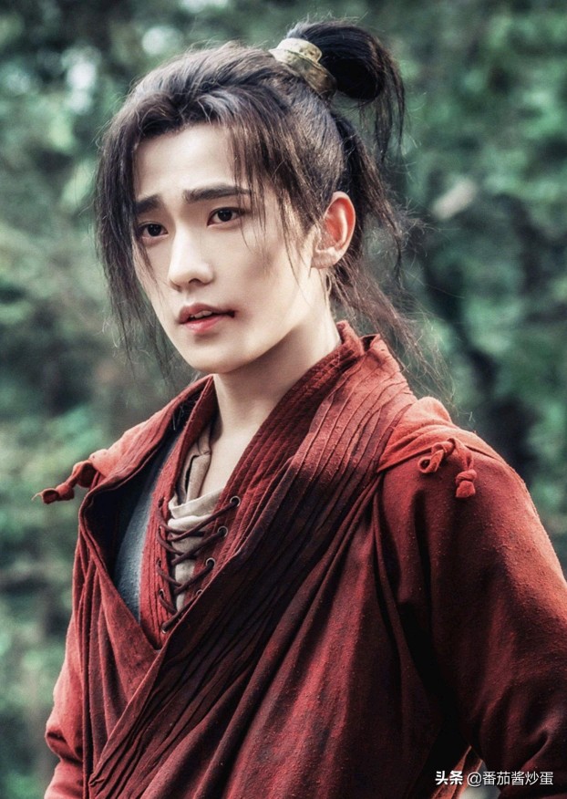 何洛洛当年为什么会错过高考，何洛洛个人资料简介