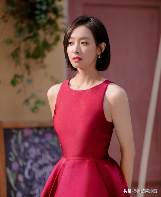 何洛洛当年为什么会错过高考，何洛洛个人资料简介