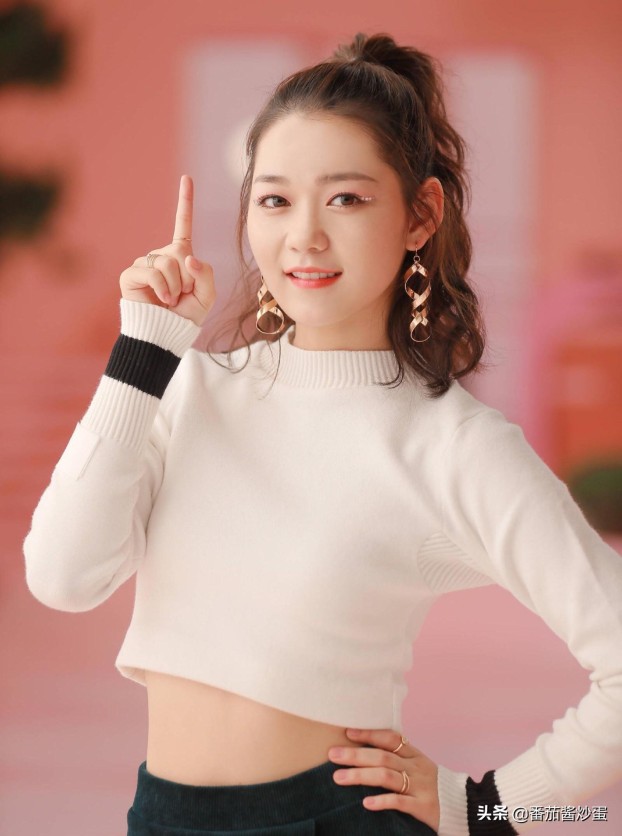 何洛洛当年为什么会错过高考，何洛洛个人资料简介