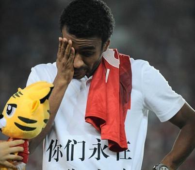 穆里奇可以归化吗（4万人合唱为他送别）(1)