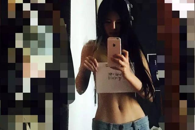 10大腹肌女明星图(谁的A4腰水分最大)(3)