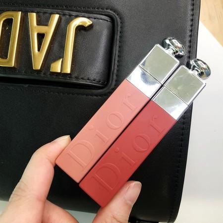 比较自然又显白的唇膏颜色有哪些(10支烤杏仁奶茶色唇膏出列)(13)