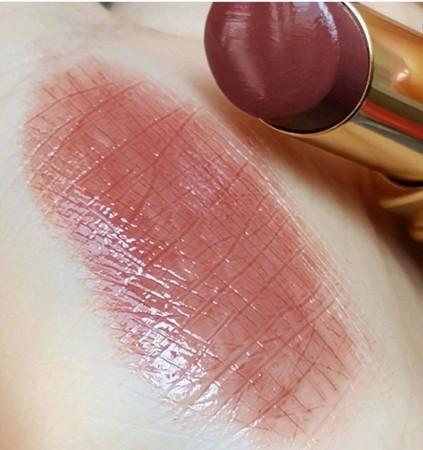 比较自然又显白的唇膏颜色有哪些(10支烤杏仁奶茶色唇膏出列)(18)