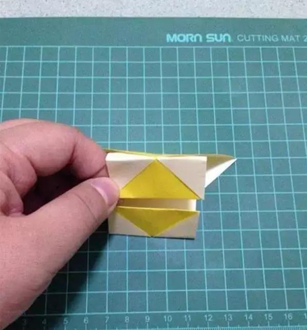 新年手工制作大全幼儿园简单教程（11款幼儿园新年手工制作）(38)