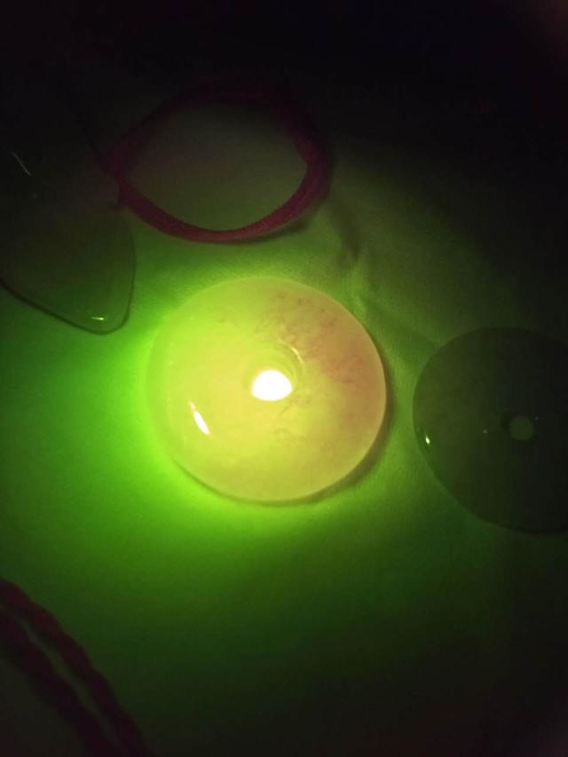 如何在家鉴定玉石翡翠(给大家介绍下在家也能鉴定翡翠玉器的方法)(13)