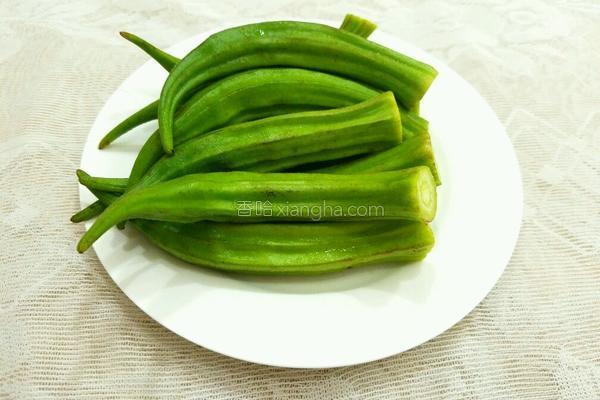 秋葵怎么凉拌才好吃家常做法（6种秋葵最鲜嫩爽口的做法）(43)