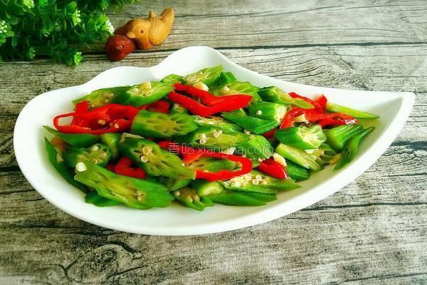 秋葵怎么凉拌才好吃家常做法（6种秋葵最鲜嫩爽口的做法）(50)
