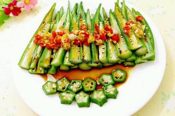 秋葵怎么凉拌才好吃家常做法（6种秋葵最鲜嫩爽口的做法）(11)