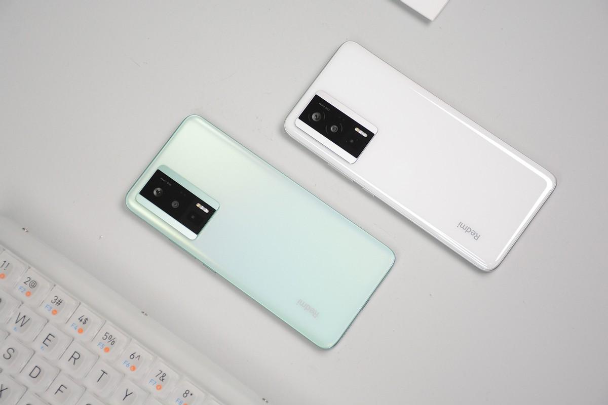 性价比高的手机三千以内（三千左右最值得入手的手机）(图2)