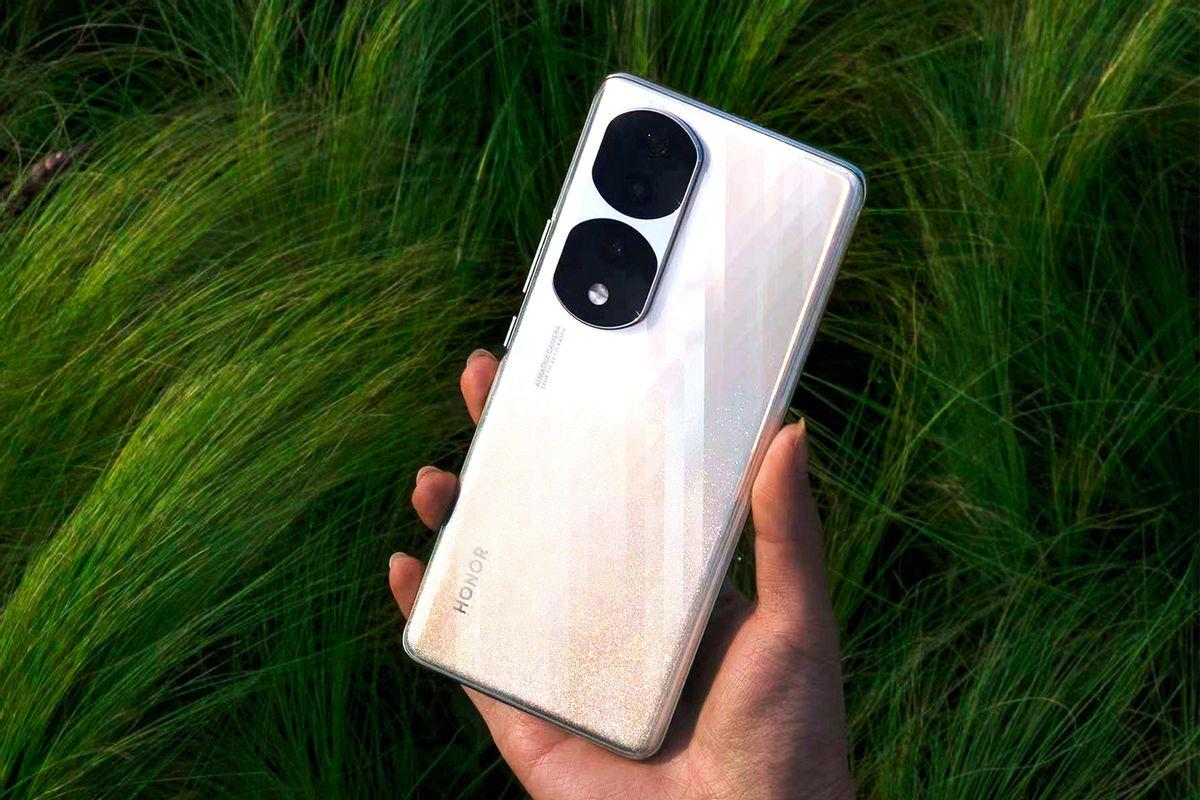 性价比高的手机三千以内（三千左右最值得入手的手机）(图4)