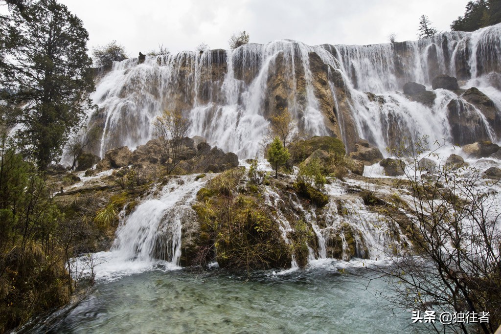 九寨沟树正瀑布简介（九寨沟瀑布叫什么）(图2)