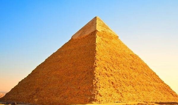 金字塔是人类造的吗