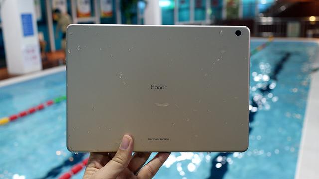 荣耀v6和waterplay(荣耀Waterplay平板完胜苹果iPad)(11)