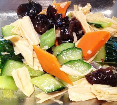 凉拌菜放冰箱隔夜吃吗