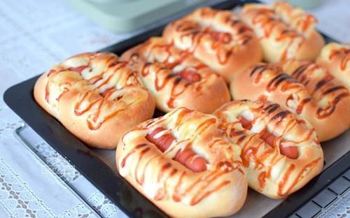 家庭烤箱烤面包一般控制在什么温度