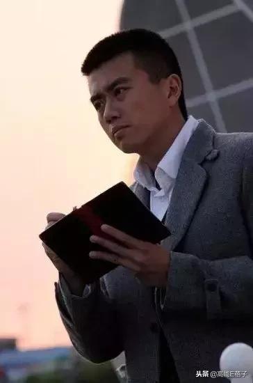 靳东和谁演夫妻都不像(你可能想不到他们和靳东)(10)