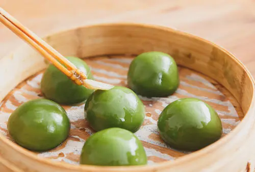 青团配方里有鸡蛋,青团用什么草做的图片图9