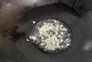 蒜蓉秋葵煮几分钟,秋葵怎么做美味又健康视频图6