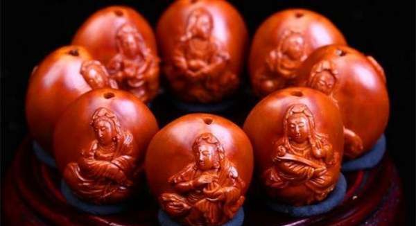 橄榄核机雕和手雕的区别,橄榄核便宜的都是黄胖核吗图4