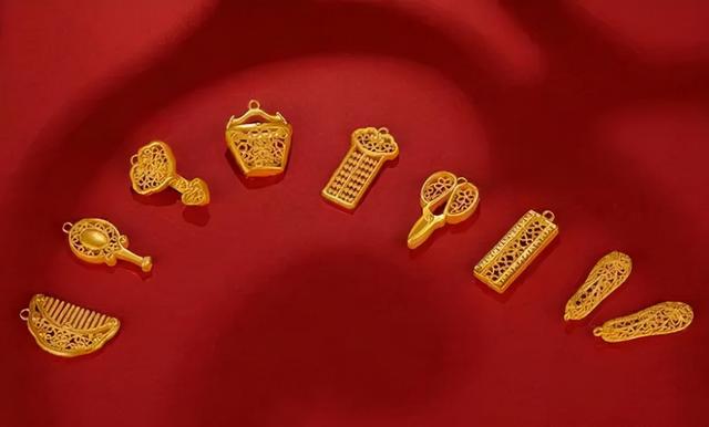 银元宝送人代表什么(捡漏一套婚嫁九宝)(1)