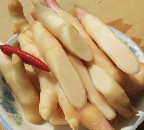 仔姜是什么姜,仔姜怎么读 仔姜的拼音和解释是什么