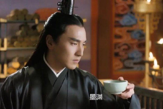 三生三世中墨渊和夜华到底是不是一个人,夜华和墨渊的关系是什么