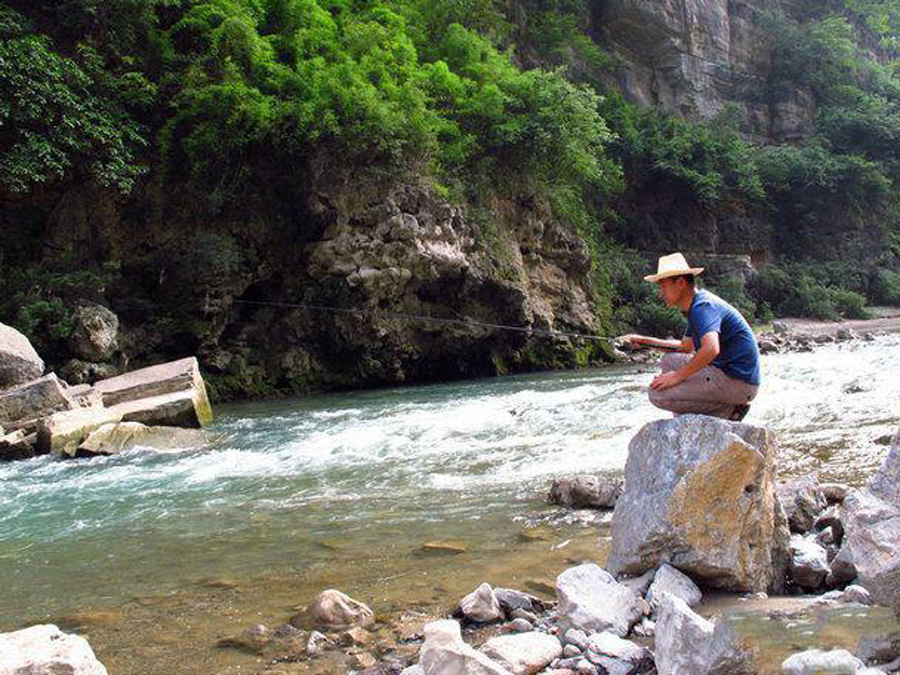 在水流特别急的地方怎么钓鱼(走水很急的河道怎么钓鱼)(图4) 在水流特别急的地方怎么钓鱼(走水很急的河道怎么钓鱼)(图4)