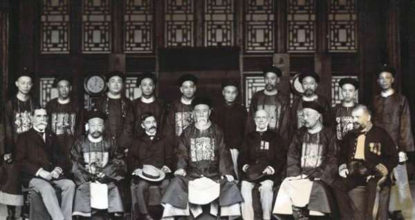 布政使是几品官,布政使相当于现在什么官图3