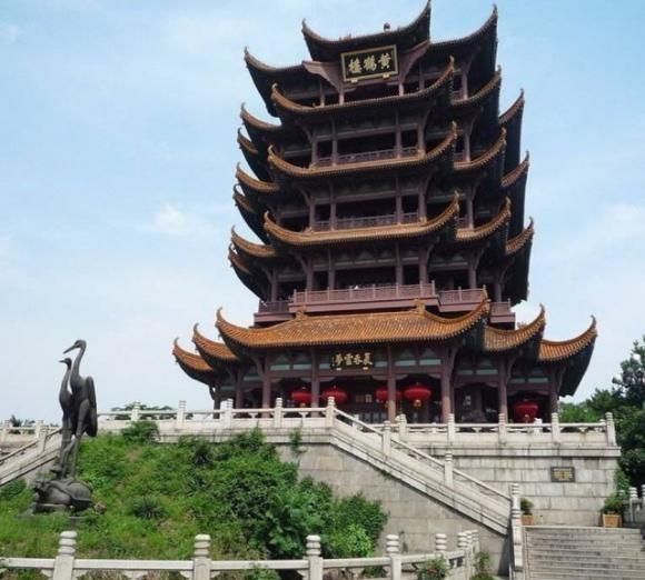 黄鹤楼之千年预言，早在五十多年前，著名学者夏承焘提出《满江红》作者不是岳飞的观点，这事您怎么看？图18