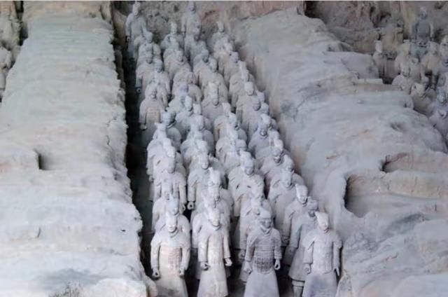 黄鹤楼之千年预言，早在五十多年前，著名学者夏承焘提出《满江红》作者不是岳飞的观点，这事您怎么看？图17