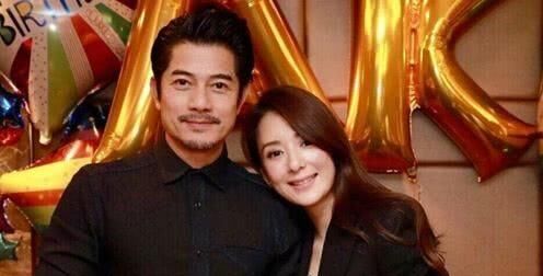 左手画个龙右手画彩虹,左手画条龙右手画一道彩虹 歌词名字图4