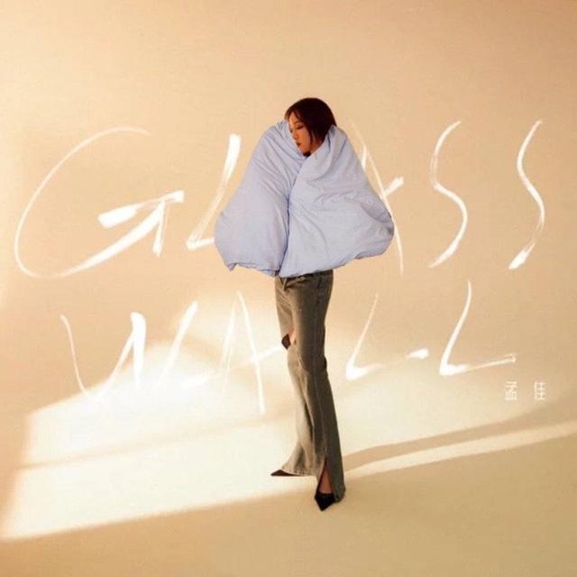 孟佳最近录制节目(孟佳拍半裸身封面)(6)