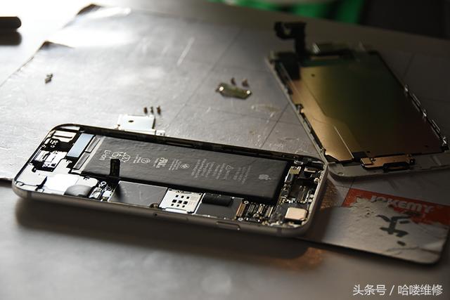 6s官方更换电池（不能免费换6s电池的果粉看过来）(3)
